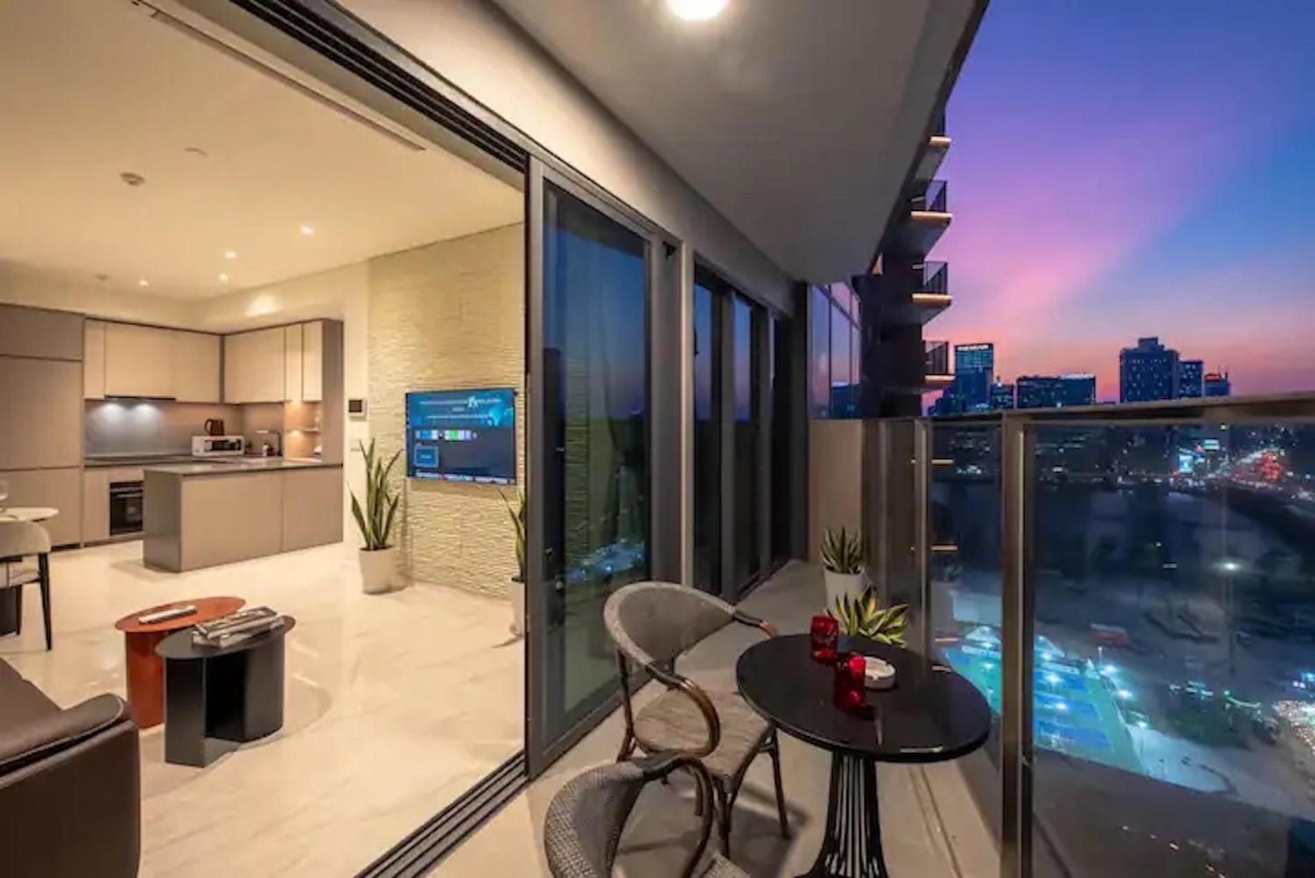 Zo Apartment Opera, Crest, Galleria -Central Saigon -Free Pool-Gym-Sauna Room-Yoga Room Ho Şi Min Exterior foto